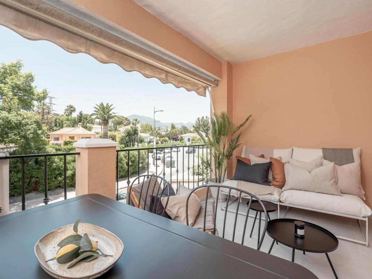 Vogue Styled Flat In The Heart Of Nueva Andalucia Appartement *